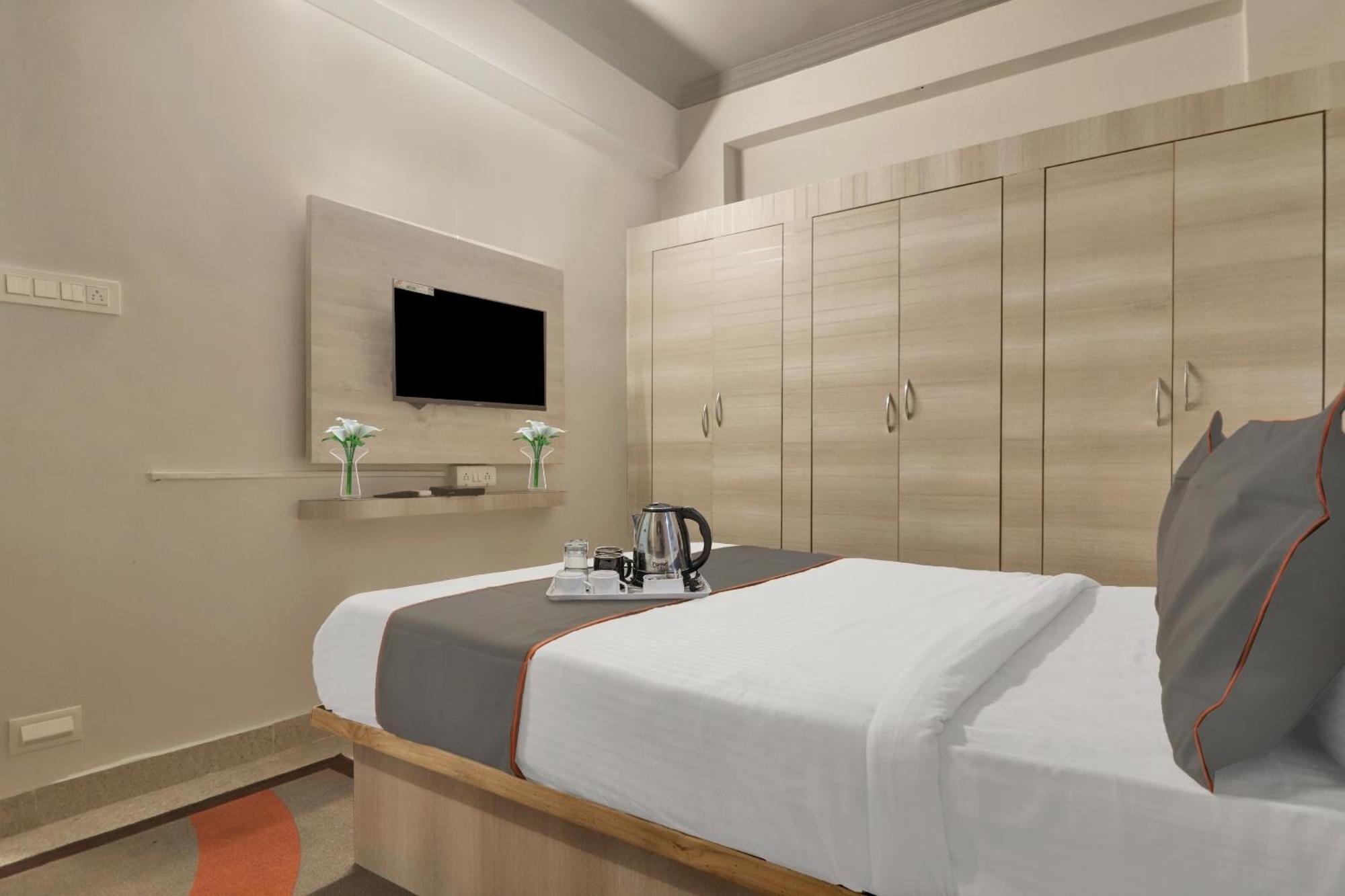 فندق Super Townhouse Rcc Blizz Kondapur  المظهر الخارجي الصورة