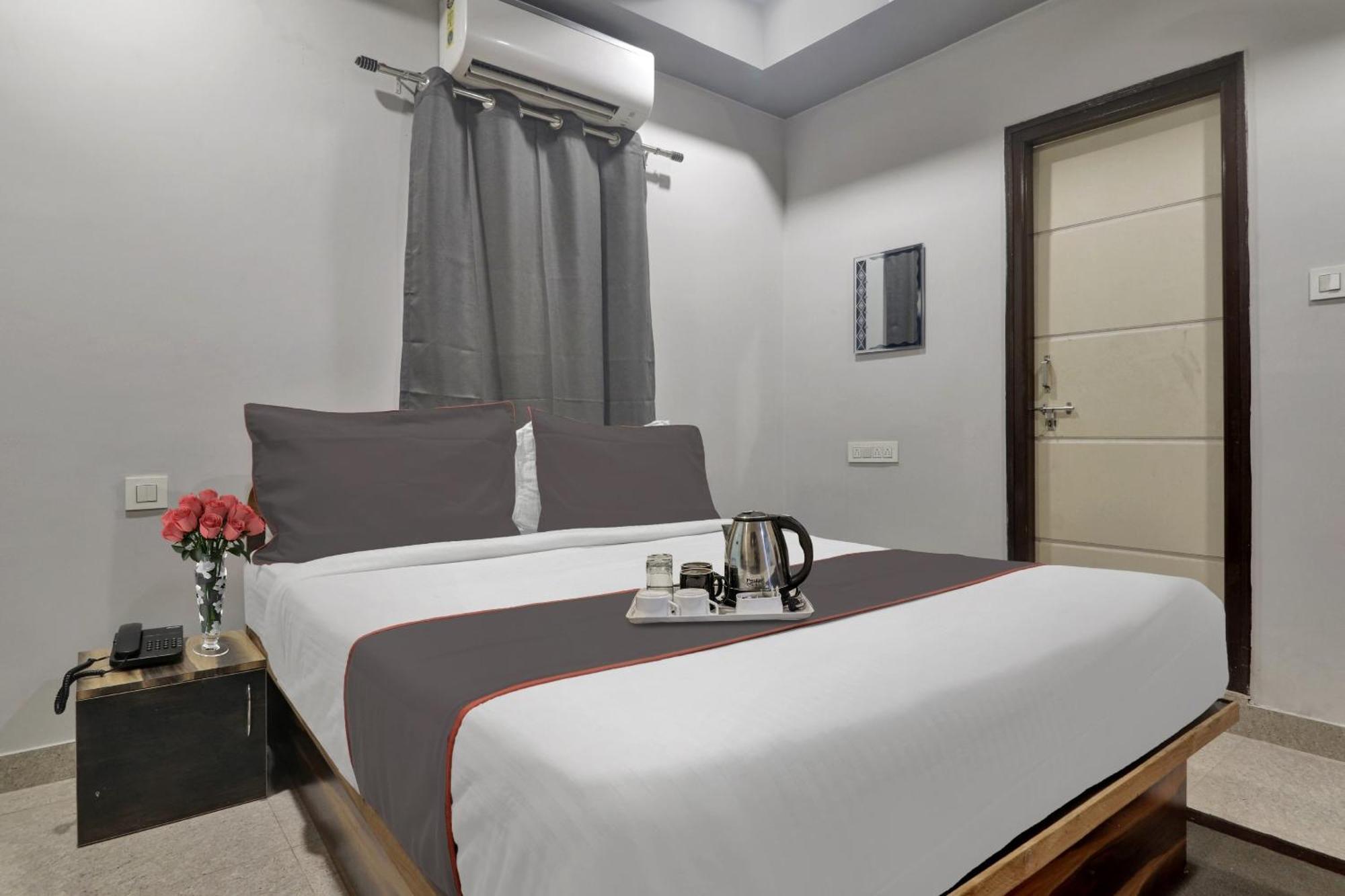فندق Super Townhouse Rcc Blizz Kondapur  المظهر الخارجي الصورة