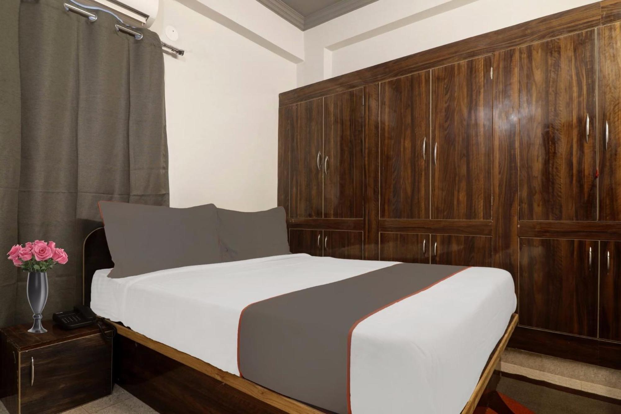فندق Super Townhouse Rcc Blizz Kondapur  المظهر الخارجي الصورة