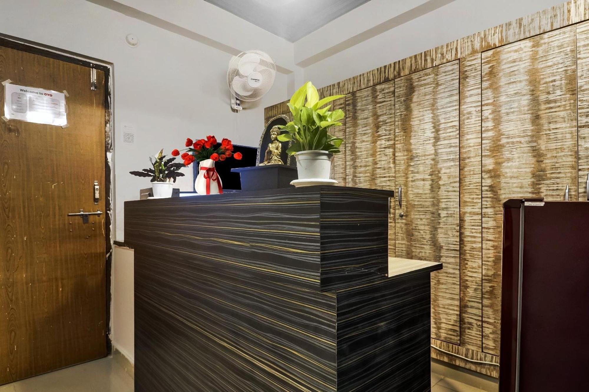 فندق Super Townhouse Rcc Blizz Kondapur  المظهر الخارجي الصورة