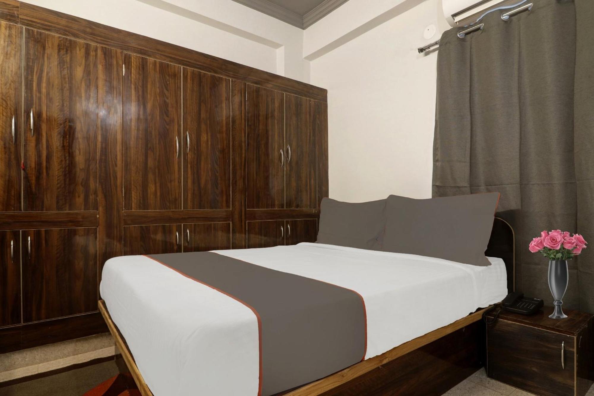 فندق Super Townhouse Rcc Blizz Kondapur  المظهر الخارجي الصورة