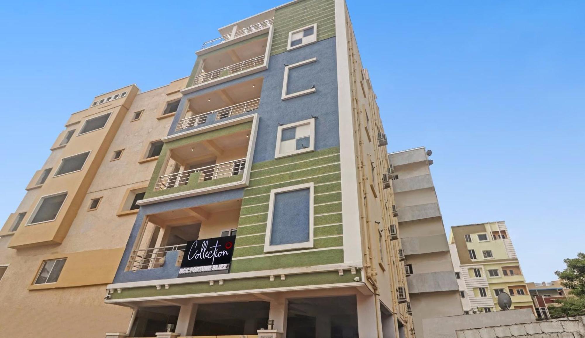 فندق Super Townhouse Rcc Blizz Kondapur  المظهر الخارجي الصورة
