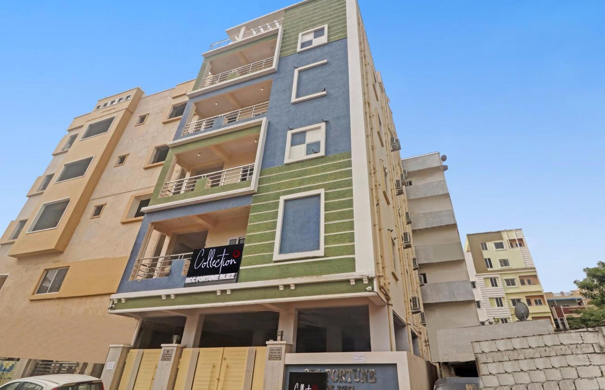 فندق Super Townhouse Rcc Blizz Kondapur  المظهر الخارجي الصورة