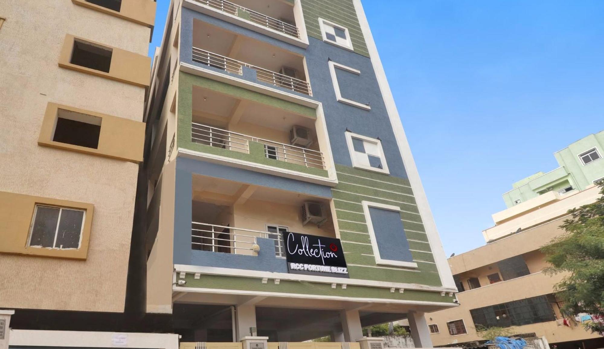 فندق Super Townhouse Rcc Blizz Kondapur  المظهر الخارجي الصورة