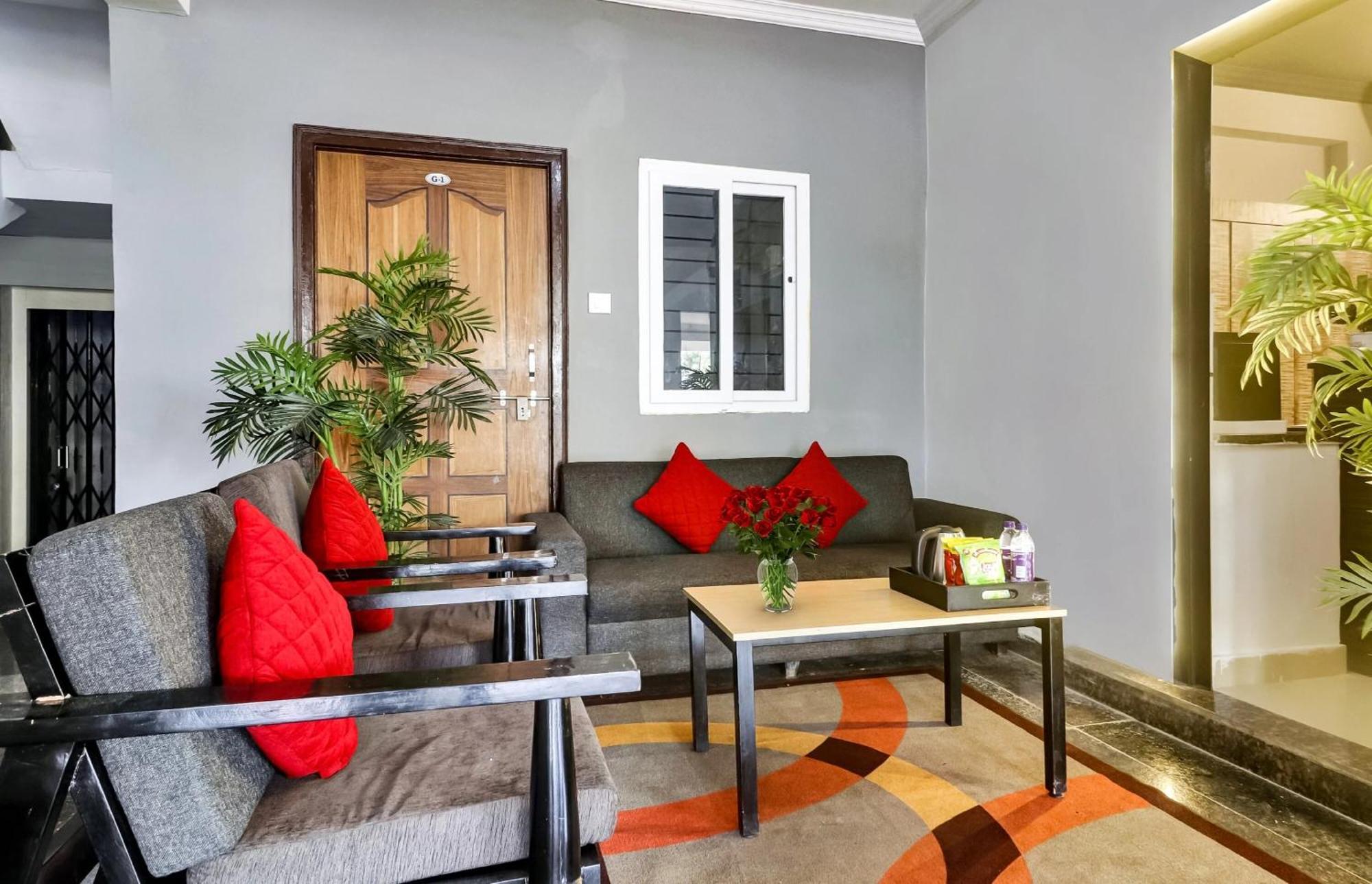 فندق Super Townhouse Rcc Blizz Kondapur  المظهر الخارجي الصورة
