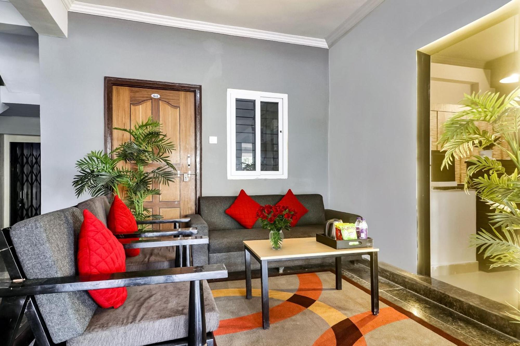 فندق Super Townhouse Rcc Blizz Kondapur  المظهر الخارجي الصورة