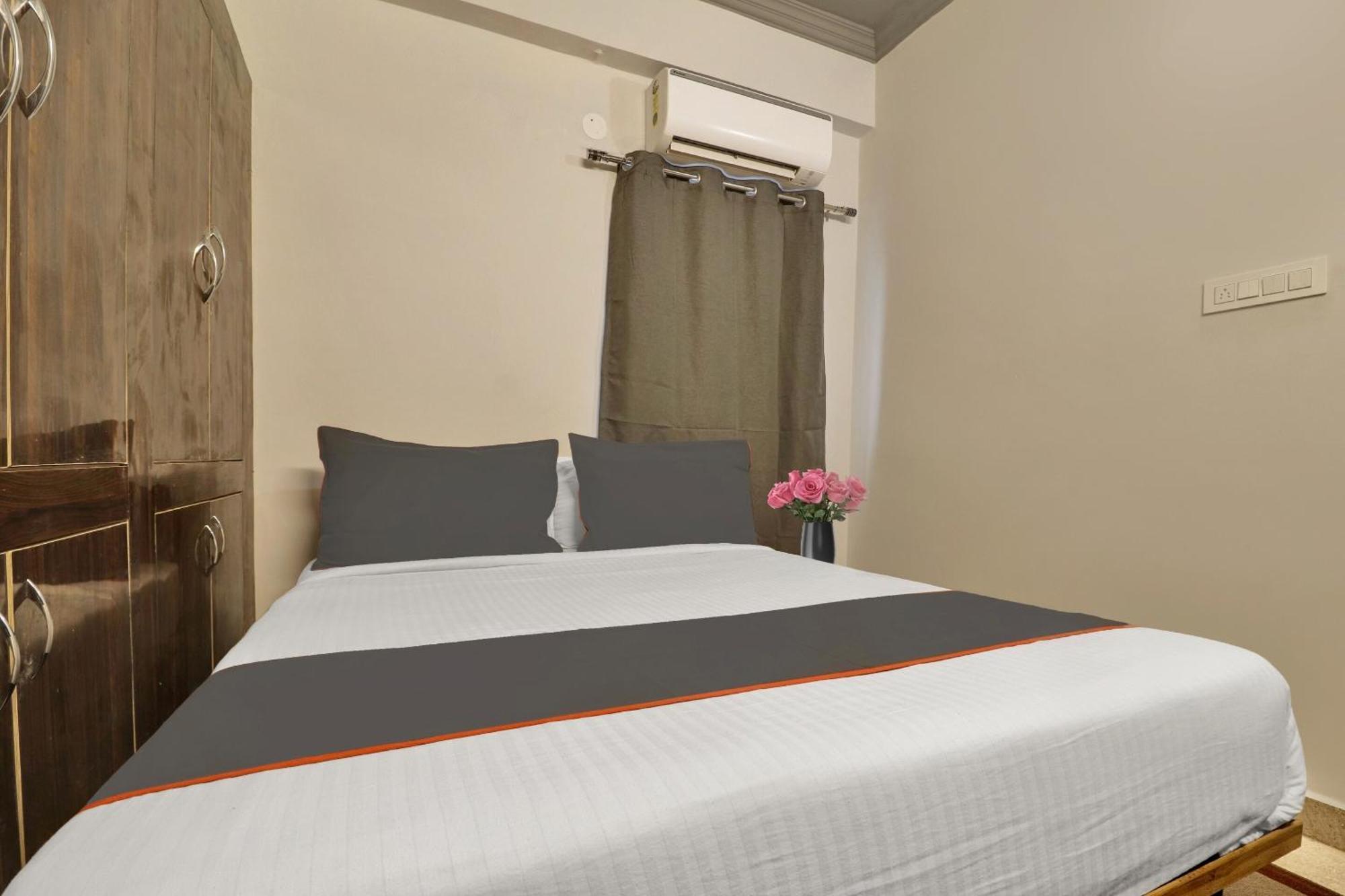 فندق Super Townhouse Rcc Blizz Kondapur  المظهر الخارجي الصورة